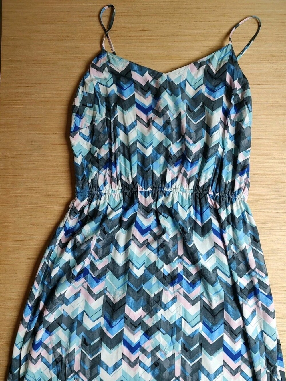 Gap Midi V Neck Chevron Blue Grey Pink Dress Elastic Side Slits Viscose Straps L